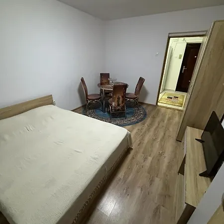 Ciresica- 10 Min De Mamaia Apartamento Constanţa